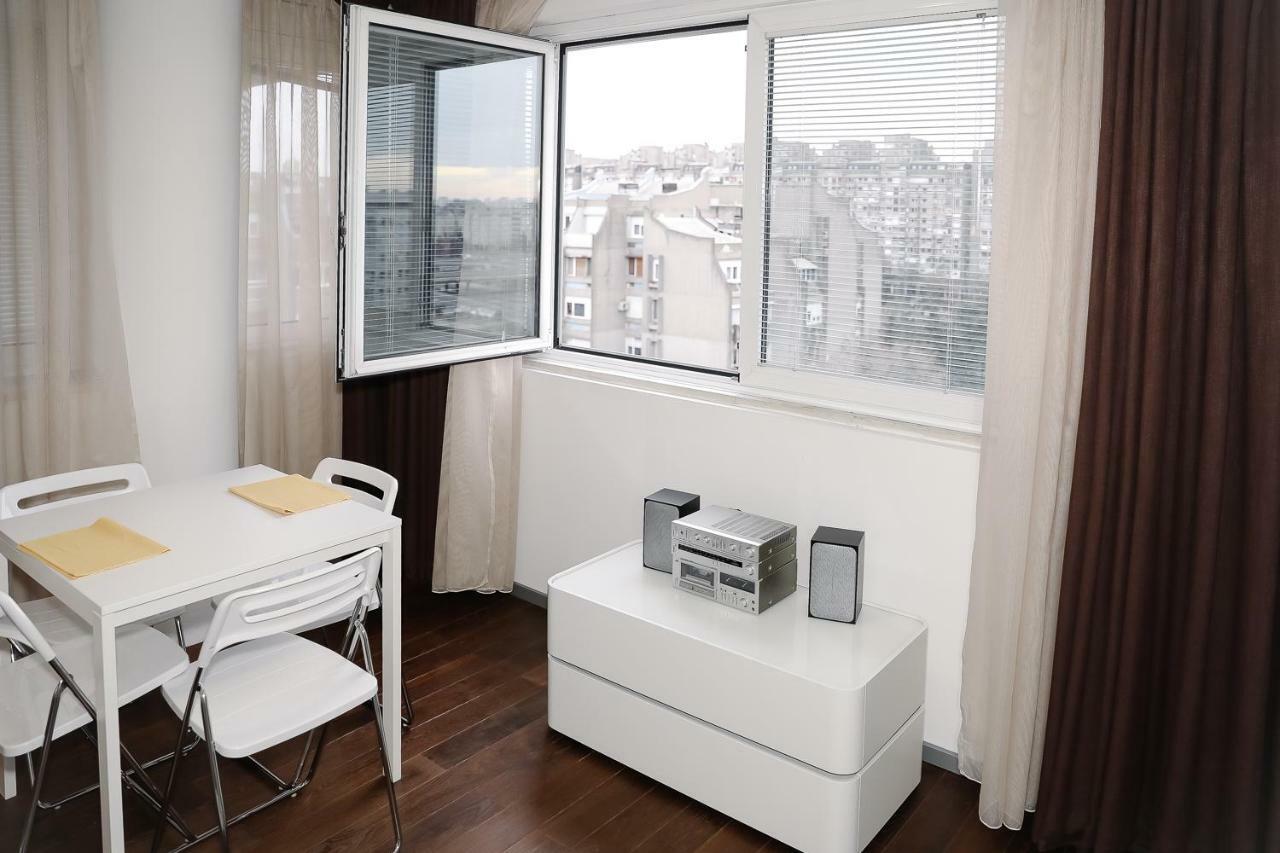 Status Superior Apartments Belgrad Exteriör bild