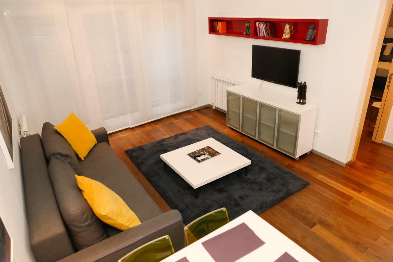Status Superior Apartments Belgrad Exteriör bild