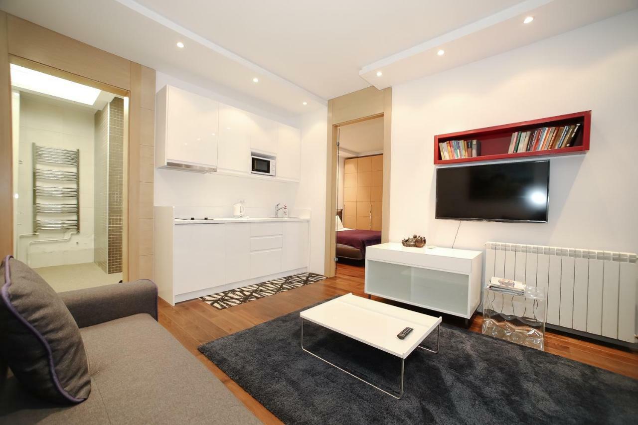 Status Superior Apartments Belgrad Exteriör bild