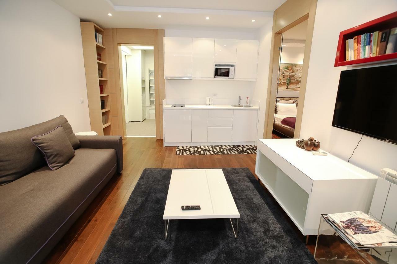 Status Superior Apartments Belgrad Exteriör bild